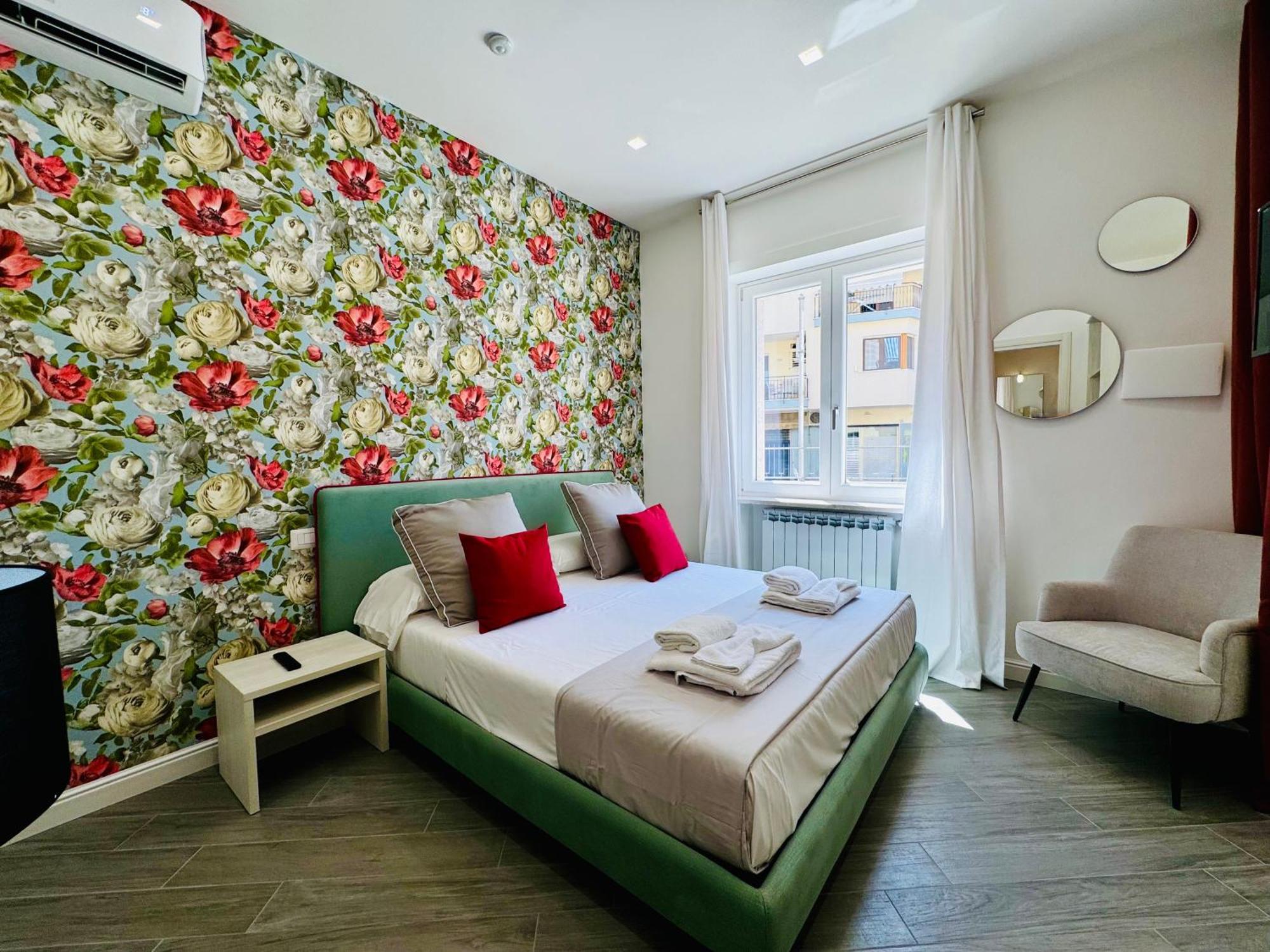 Yourhome - Santa Lucia Rooms Sorrento Ngoại thất bức ảnh